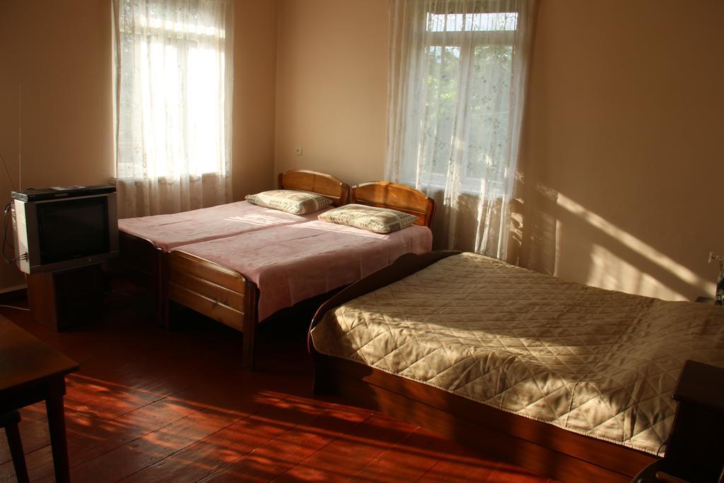 Achi Guest House Makhinjauri Cameră foto