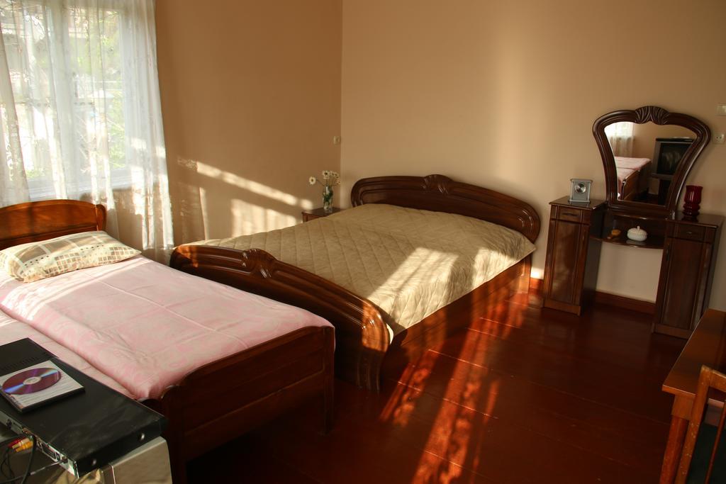 Achi Guest House Makhinjauri Cameră foto